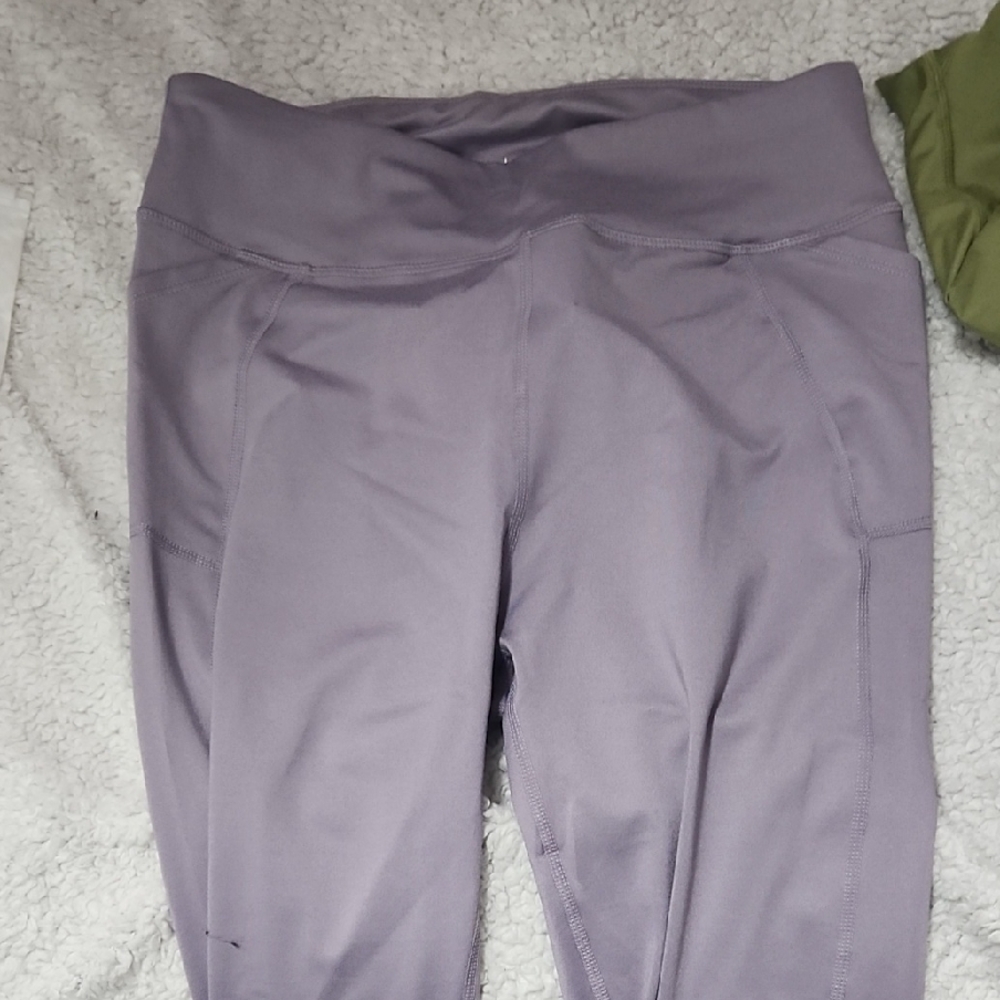 Lavender High-Waisted Leggings